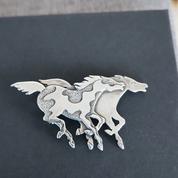 Fabulous Native American Navajo Sterling Horse Brooch By Frank Salcido 🐎♥️ - Picture 11 of 11